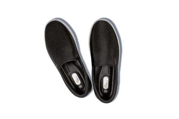 Mens Freelight Slip-On Loafers - Black