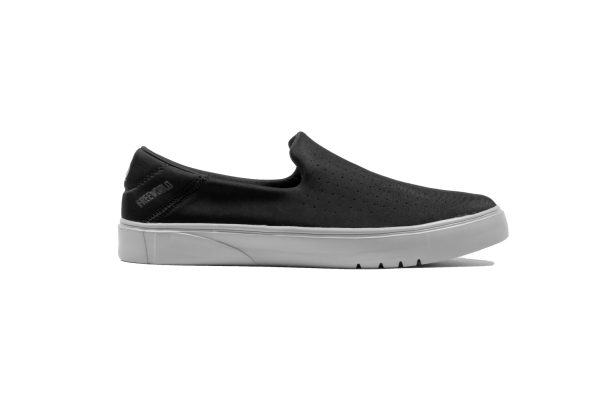 Mens Freelight Slip-On Loafers - Black